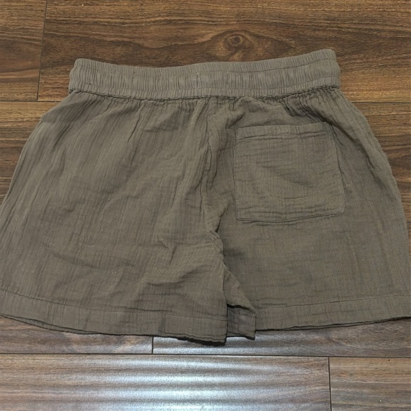 Mate The Label Shorts - Picture 5 of 7